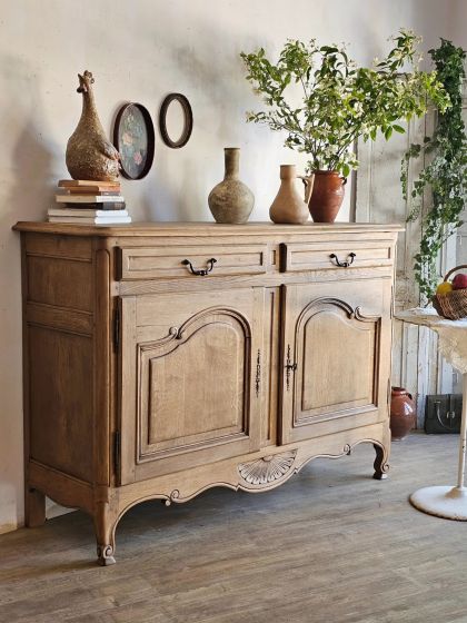 Ancien grand buffet en chêne fin XIXe début XXe