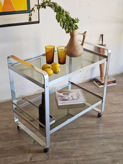 Ancienne desserte roulante en aluminium et verre fumé Martini Rossi années 70