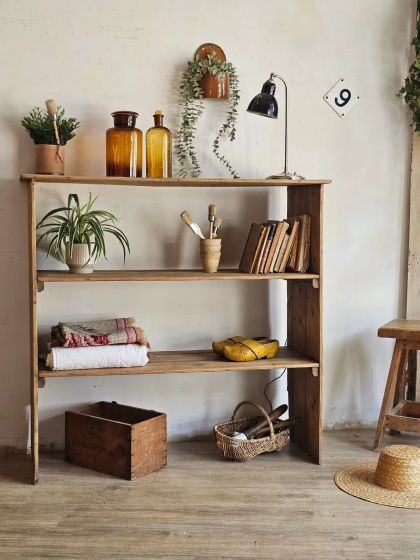 Ancienne étagère d'atelier authentique