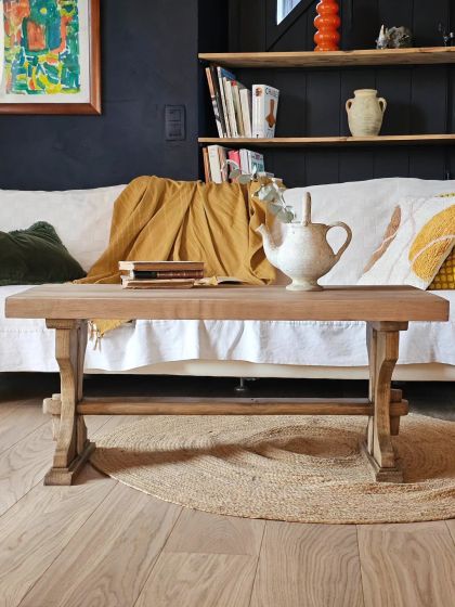 Ancienne table basse en hêtre et chêne élégant piètement