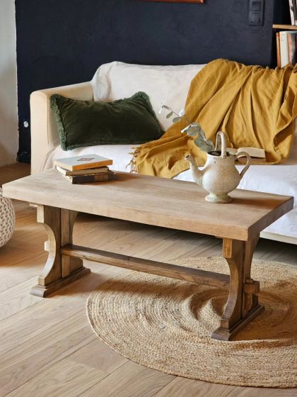 Ancienne table basse en hêtre et chêne élégant piètement