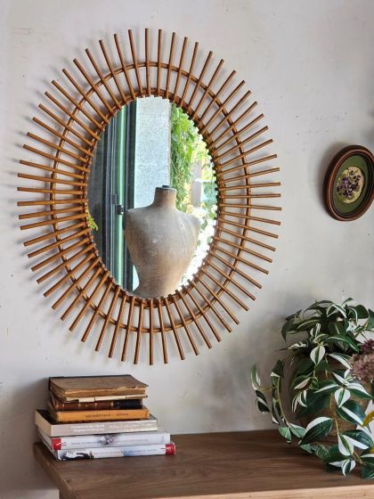 Grand miroir ovale en rotin des années 60