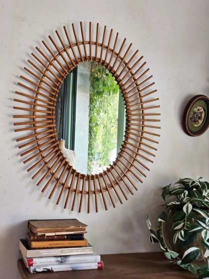 Grand miroir ovale en rotin des années 60