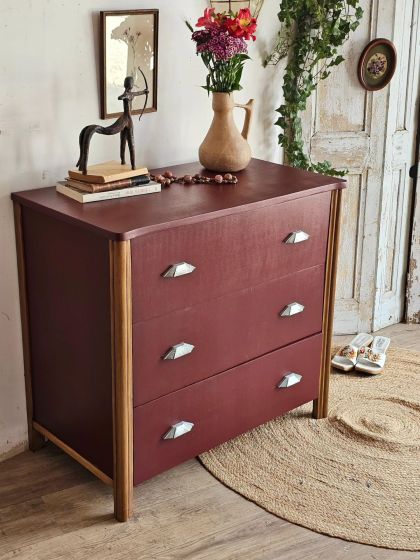 Ancienne commode Art déco années 30 bordeaux profond
