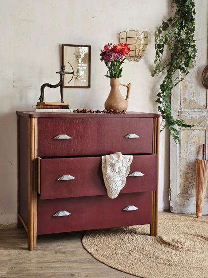 Ancienne commode Art déco années 30 bordeaux profond