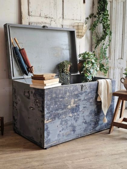 Ancien grand coffre XXL superbe patine bleu-gris