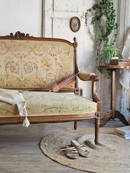 Ancienne banquette style Louis XVI fin XIXe
